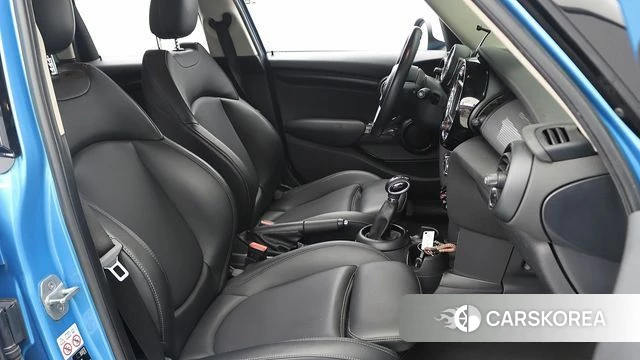 Mini Cooper id 4310589 из Кореи 19