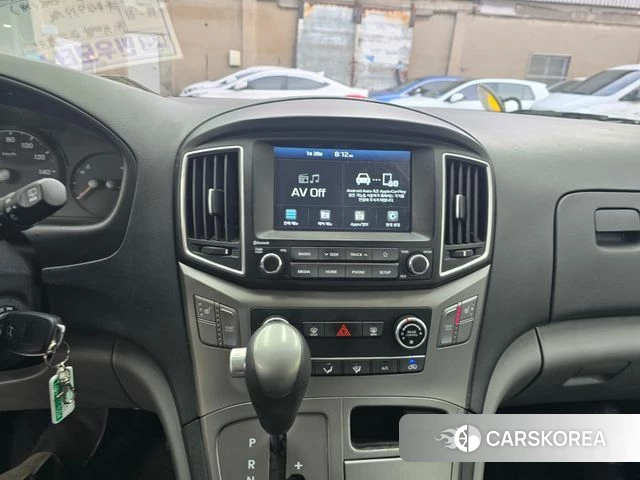 Hyundai The New Grand Starex id 3795352 из Кореи 14