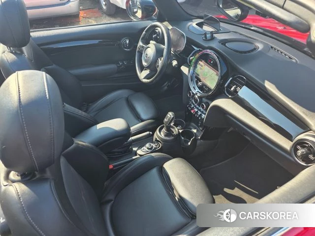 Mini Cooper Convertible id 3915610 из Кореи 19