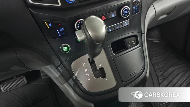 Hyundai The New Grand Starex id 3796112 из Кореи 19