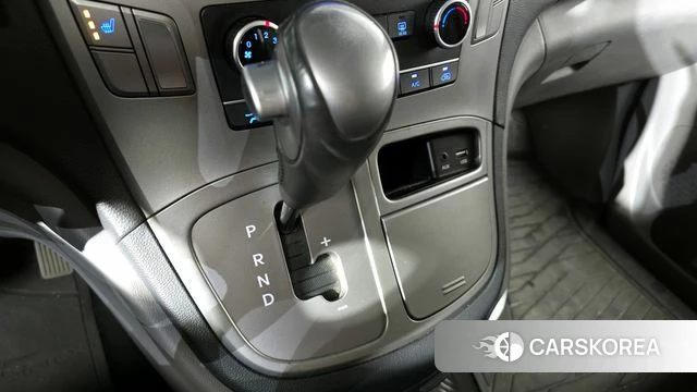 Hyundai The New Grand Starex id 4403439 из Кореи 19