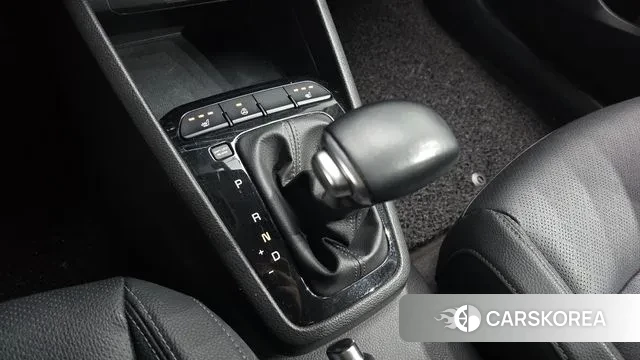 Kia Stonic id 3632011 из Кореи 19