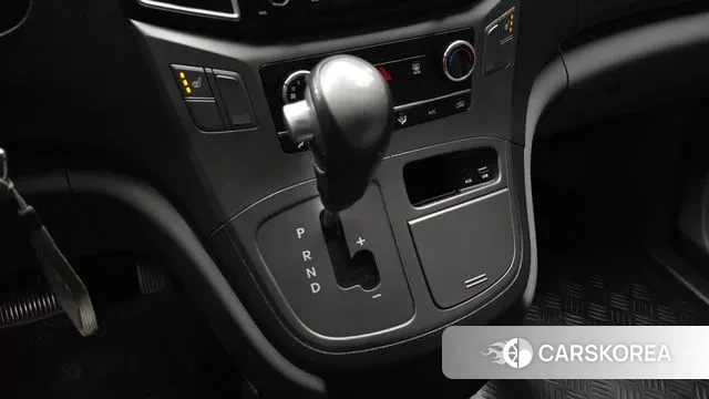 Hyundai The New Grand Starex id 3499648 из Кореи 19