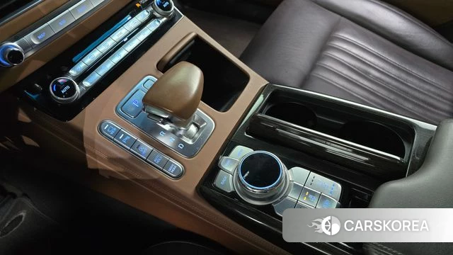 Genesis G90 id 4865308 из Кореи 19