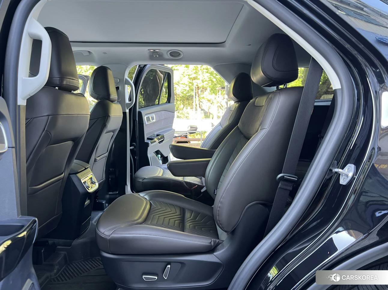 Ford Explorer id 4512912 из Китая 9