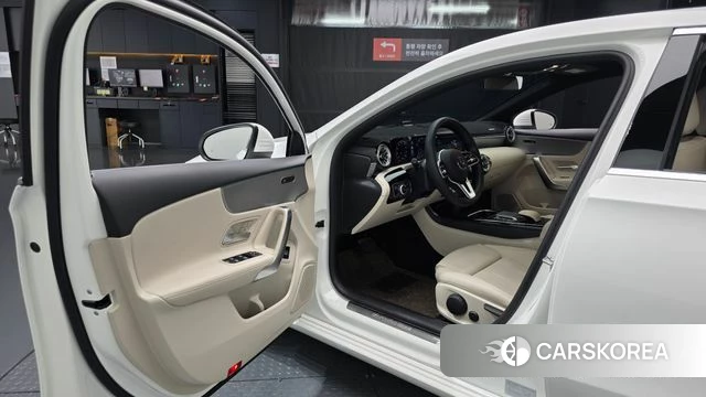 Mercedes-Benz A-Class W177 id 3934969 из Кореи 19