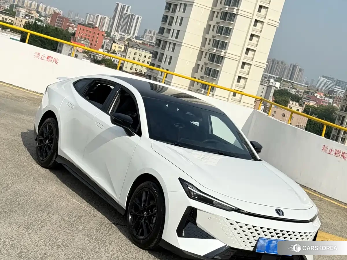 Chang'an UNI-V id 4653791 из Китая 9