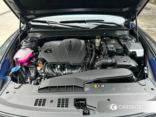 Hyundai Grandeur (GN7) id 3810863 из Кореи 14