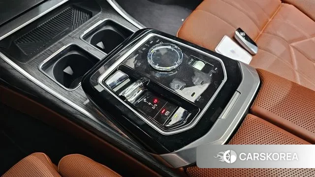 BMW 7 Series (G70) id 2993086 из Кореи 19