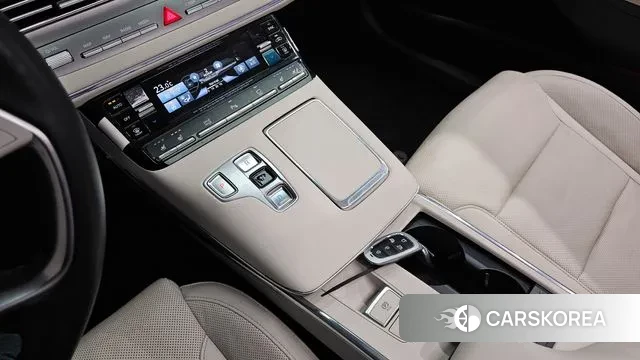 Hyundai The New Grandeur IG Hybrid id 3348510 из Кореи 19