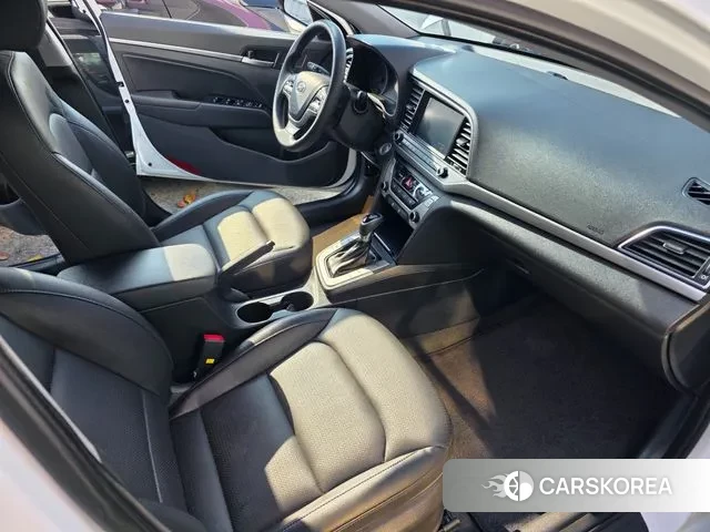 Hyundai Avante AD id 3413331 из Кореи 17