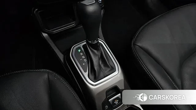 Jeep Renegade id 3333784 из Кореи 19