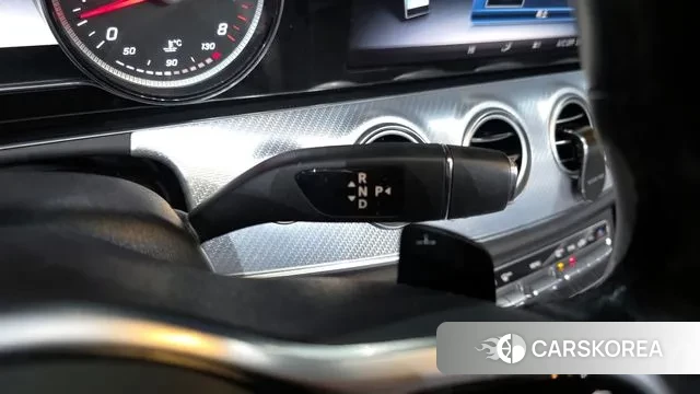 Mercedes-Benz E-Class W213 id 3484410 из Кореи 19