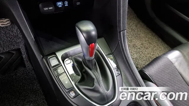 Hyundai Veloster (JS) id 2345758 из Кореи 19