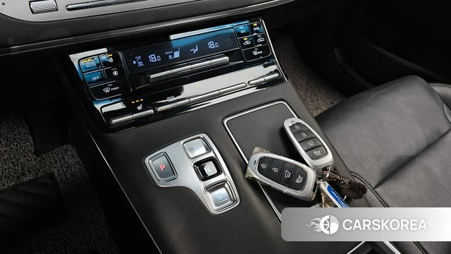 Hyundai The New Grandeur IG id 4693274 из Кореи 34