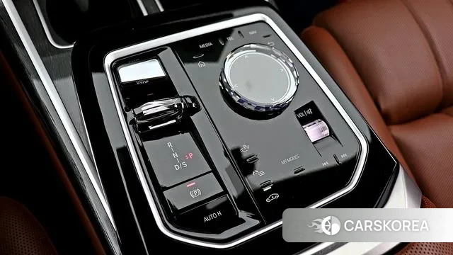 BMW 7 Series (G70) id 3739903 из Кореи 19