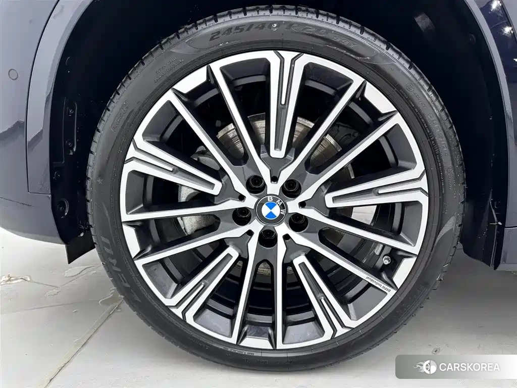 BMW X1 id 4589102 из Китая 31