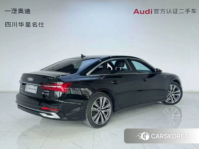 Audi A6L id 4278450 из Китая 17