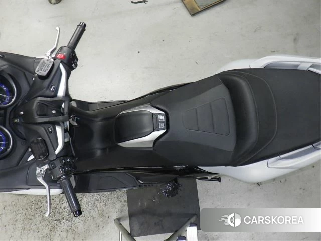 Проданный Yamaha T-MAX 530 DX id 4199208 из Японии, фото 32