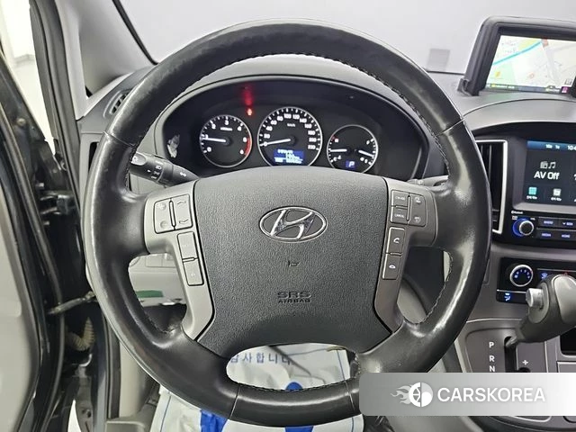 Hyundai The New Grand Starex id 4943427 из Кореи 17
