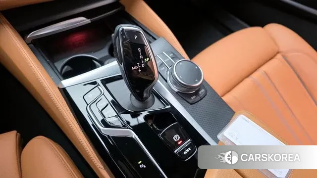 BMW 5 Series (G30) id 3711979 из Кореи 19