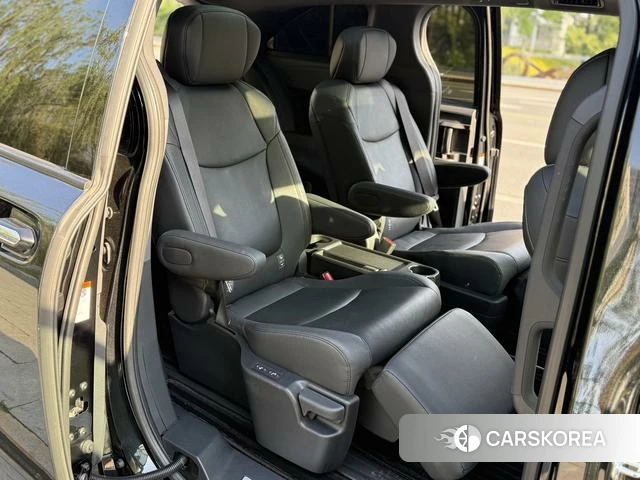 Toyota Grevia id 4258875 из Китая 24