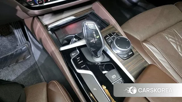 BMW 5 Series (G30) id 3407825 из Кореи 19