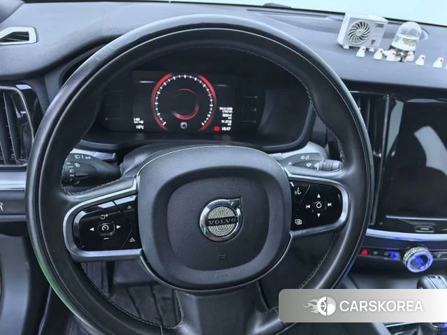 Volvo S60 id 4240638 из Китая 9