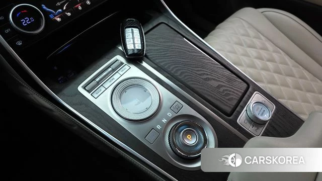 Genesis GV80 id 3941841 из Кореи 19