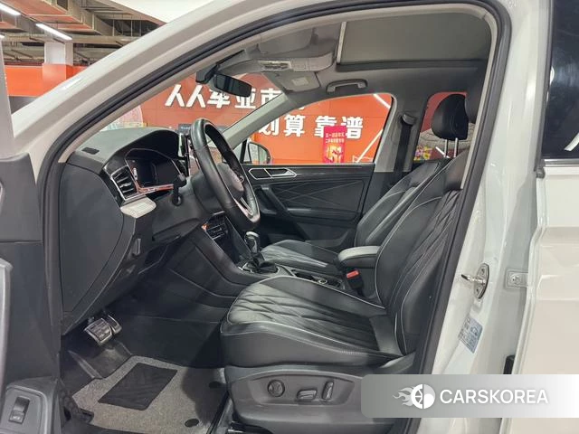 Volkswagen Tiguan L id 4272744 из Китая 26