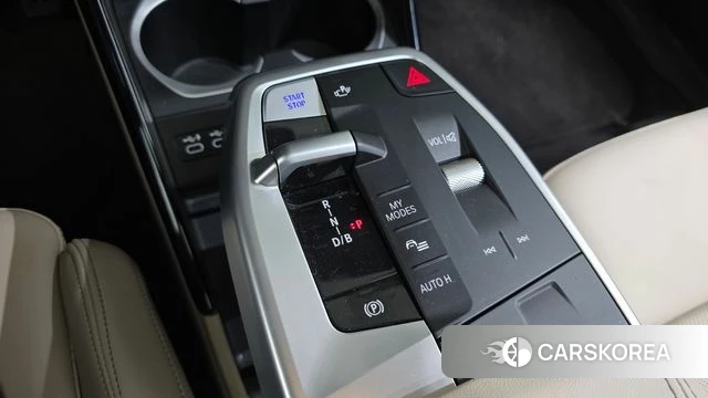BMW iX1 (U11) id 4560565 из Кореи 19
