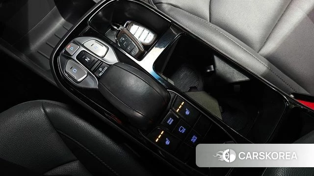 Hyundai The New Ionic Electric id 4304304 из Кореи 19