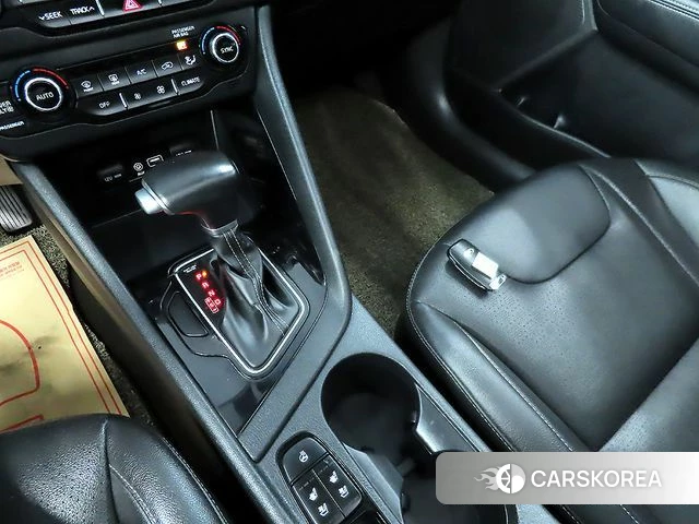 Kia Niro id 3982225 из Кореи 19