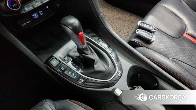 Hyundai Veloster (JS) id 3801535 из Кореи 19