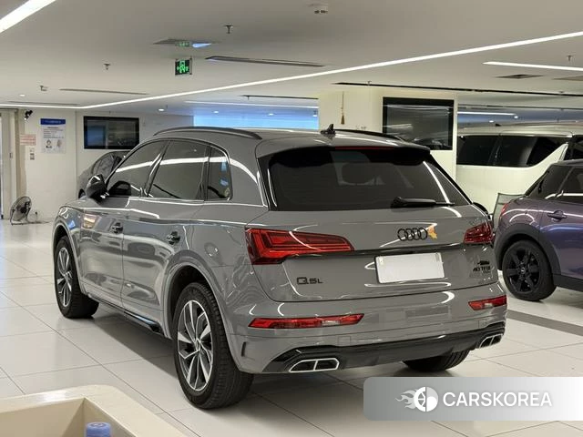 Audi Q5L id 4300345 из Китая 17