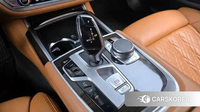 BMW 7 Series (G11) id 3459557 из Кореи 19