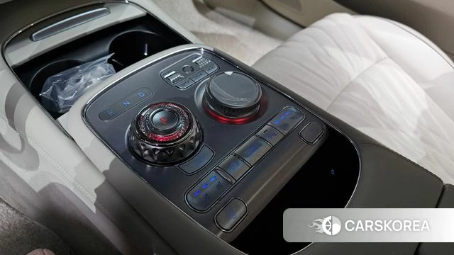 Genesis G90 (RS4) id 4475782 из Кореи 19