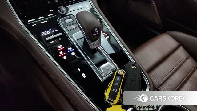 Porsche Panamera (971) id 2990180 из Кореи 19