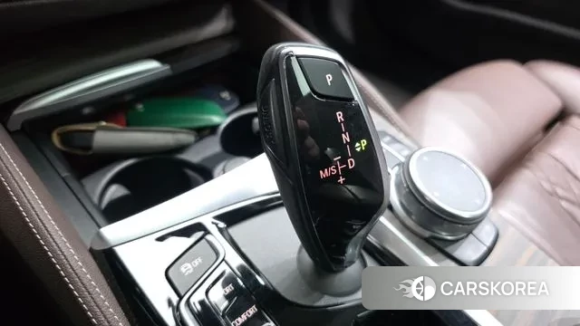 BMW 5 Series (G30) id 3515137 из Кореи 19