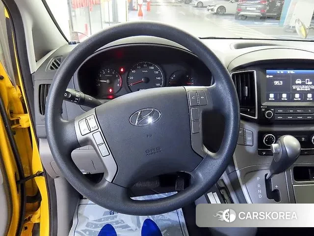 Hyundai The New Grand Starex id 3571078 из Кореи 19