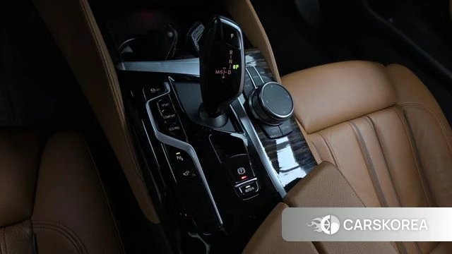 BMW 5 Series (G30) id 4726886 из Кореи 31
