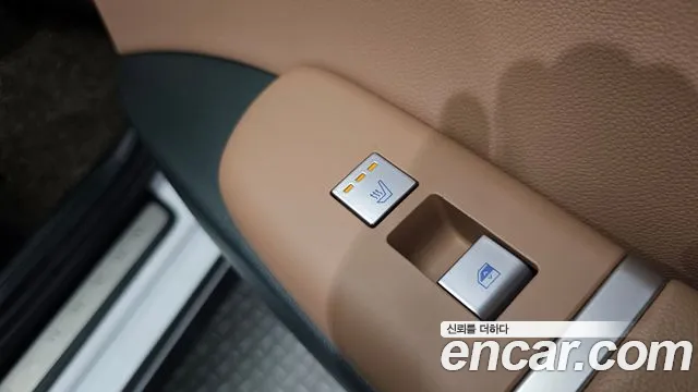 Hyundai Grandeur (GN7) id 2679800 из Кореи 19