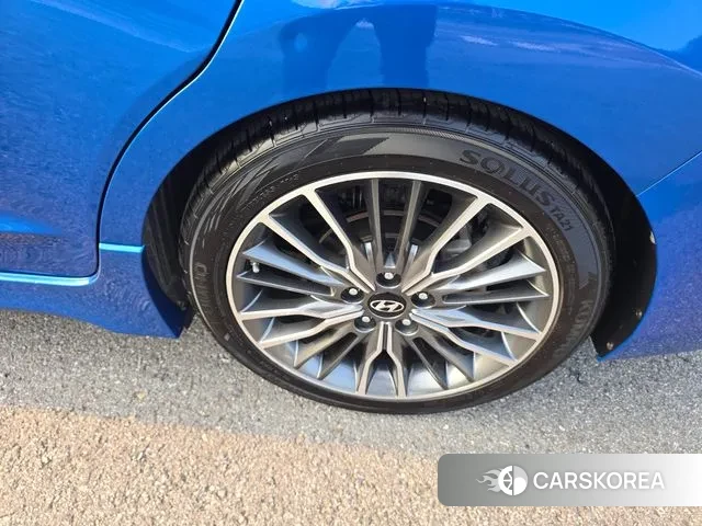 Hyundai Avante AD id 2981890 из Кореи 18