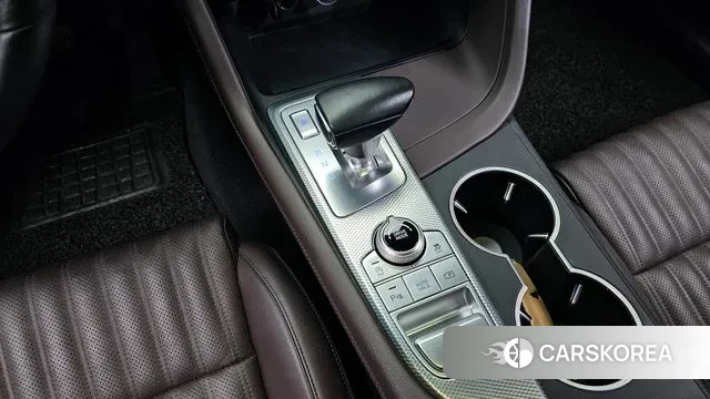 Genesis The New G70 id 3771911 из Кореи 19