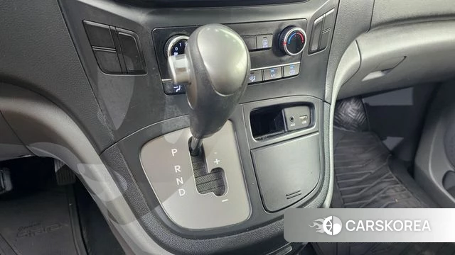 Hyundai The New Grand Starex id 4447869 из Кореи 29