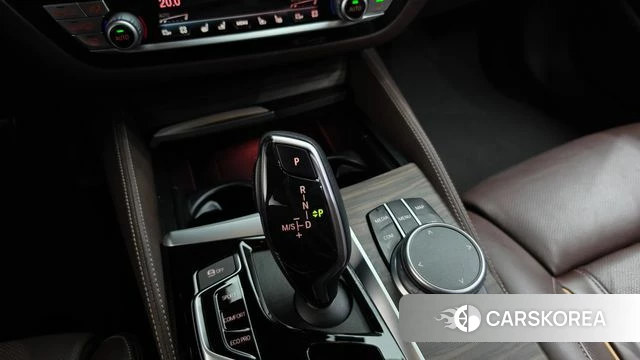 BMW 5 Series (G30) id 4693470 из Кореи 34