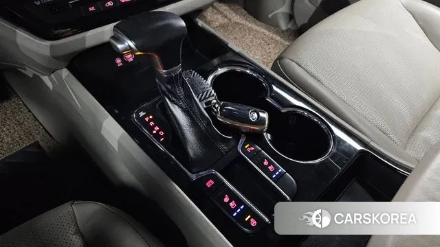 Kia The New Carnival id 3728700 из Кореи 19