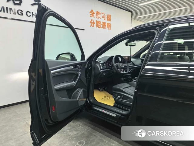 Audi Q5L id 4198818 из Китая 19
