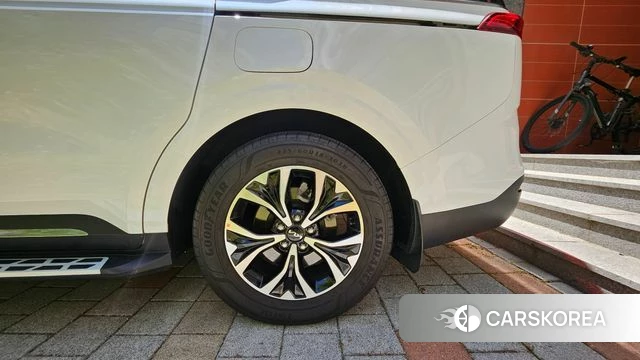 Kia Carnival 4th generation id 4323819 из Кореи 15