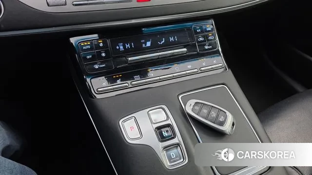 Hyundai The New Grandeur IG id 3551980 из Кореи 19